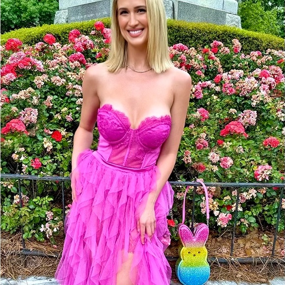 Meet your Posher, Shannon - Picture 3 of 15